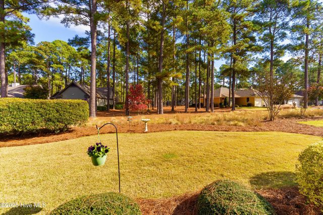 257 Champions Ridge Drive, Southern Pines, NC 28387