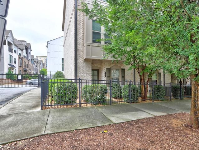 547 Broadview Place NE, Atlanta, GA 30324
