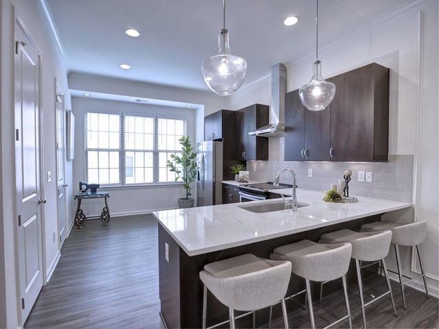 547 Broadview Place NE, Atlanta, GA 30324