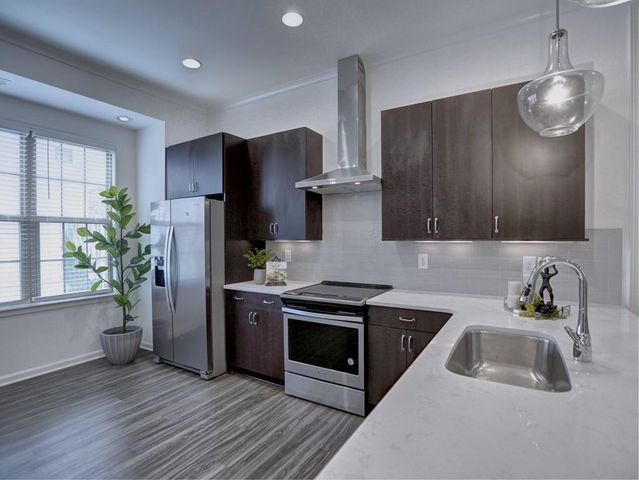 547 Broadview Place NE, Atlanta, GA 30324