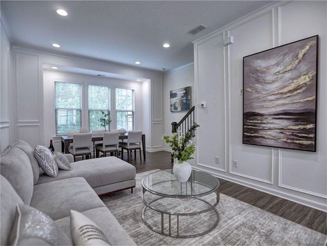 547 Broadview Place NE, Atlanta, GA 30324