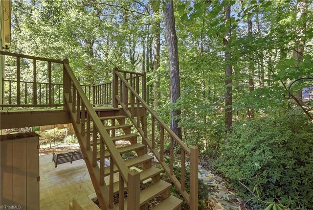 5029 Mereworth Court, Winston-salem, NC 27104