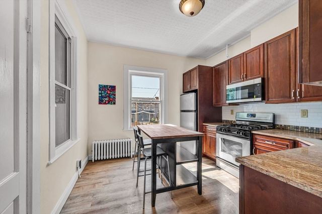 200 Walnut St 200, Holyoke, MA 01040