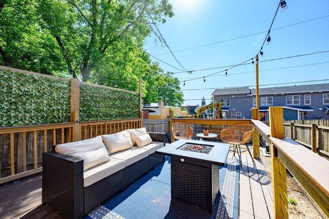 200 Walnut St 200, Holyoke, MA 01040