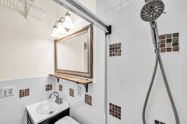 200 Walnut St 200, Holyoke, MA 01040
