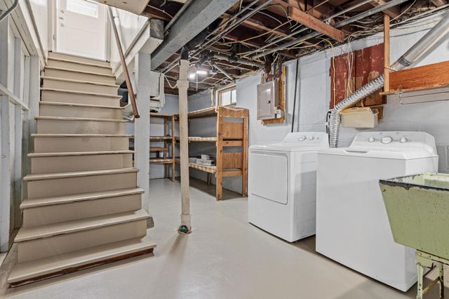 142 Van Buren Avenue S, Hopkins, MN 55343