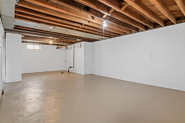 142 Van Buren Avenue S, Hopkins, MN 55343