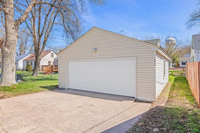 142 Van Buren Avenue S, Hopkins, MN 55343