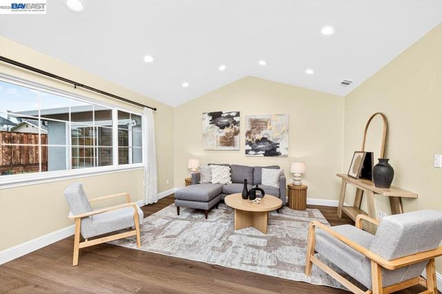 575 575 Bell Ave, Livermore, CA 94550