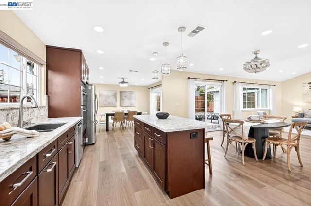 575 575 Bell Ave, Livermore, CA 94550