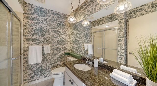 6810 9TH AVENUE W, Bradenton, FL 34209