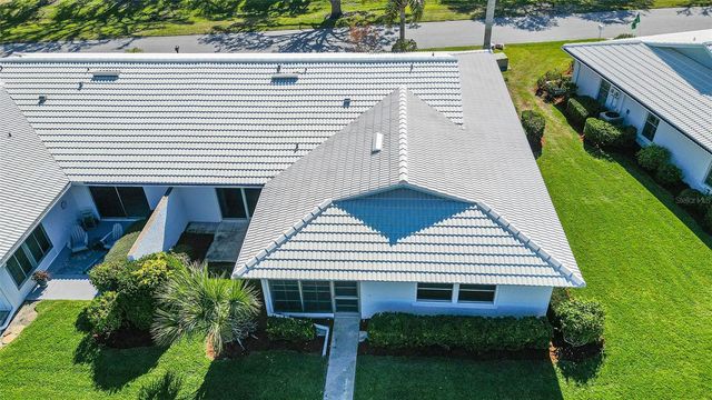 6810 9TH AVENUE W, Bradenton, FL 34209