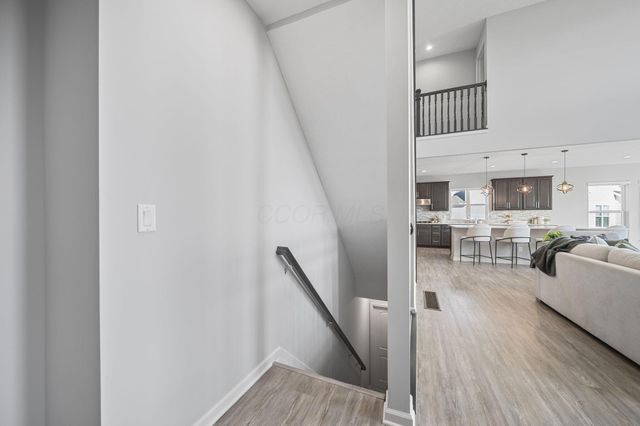 5665 Coventry Court, Lewis Center, OH 43035