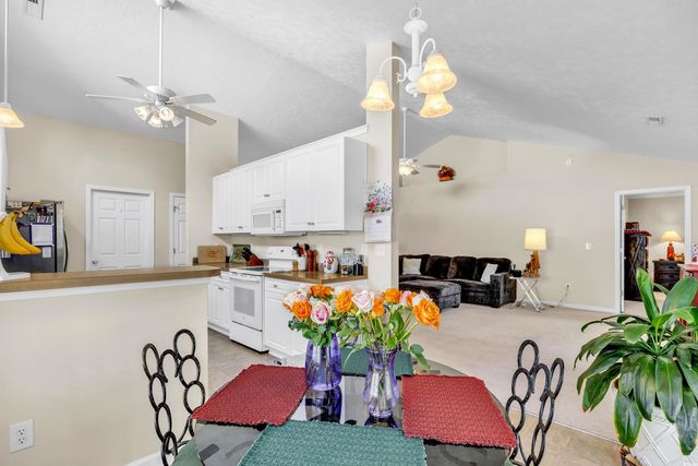 3124 Ivy Lea Dr., Conway, SC 29526