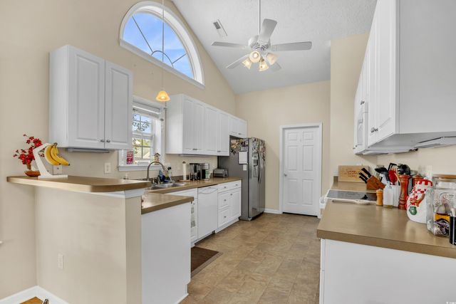 3124 Ivy Lea Dr., Conway, SC 29526