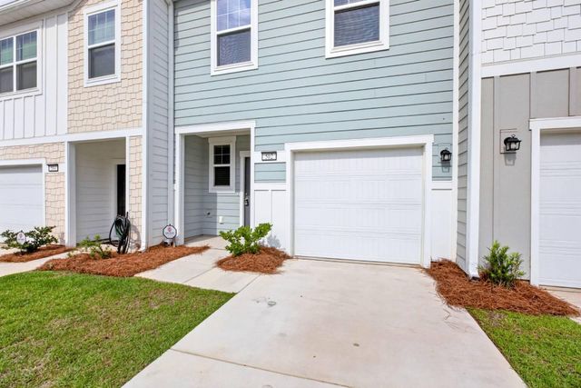 502 Townsford Lane, Moncks Corner, SC 29461