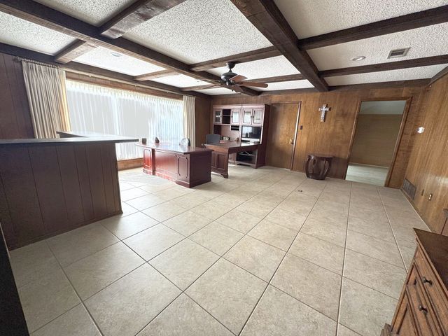 1205 Riverview Drive, Arlington, TX 76012