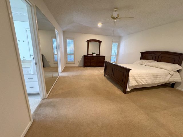 1205 Riverview Drive, Arlington, TX 76012