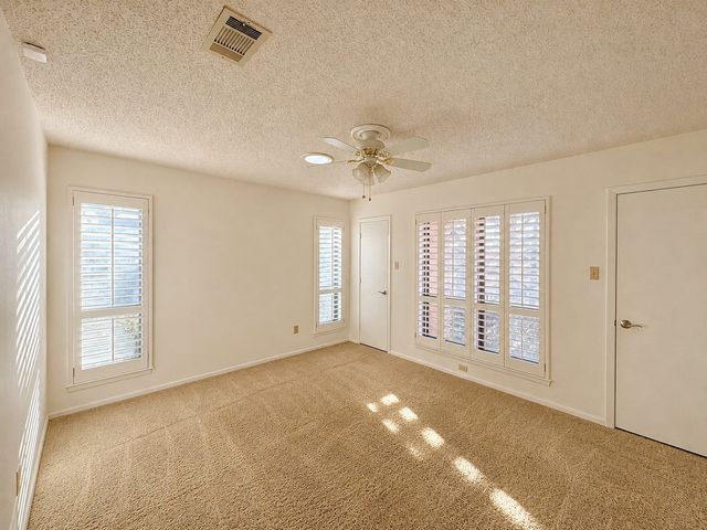 1205 Riverview Drive, Arlington, TX 76012