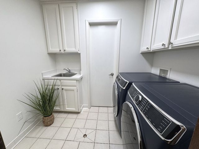 1205 Riverview Drive, Arlington, TX 76012