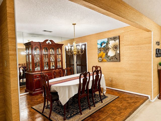 1205 Riverview Drive, Arlington, TX 76012