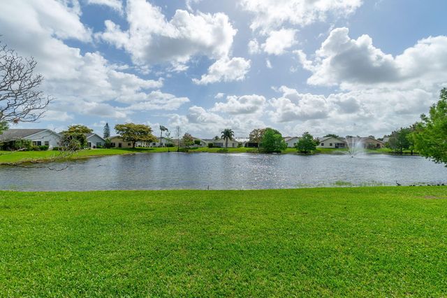 5427 Crystal Anne Drive, West Palm Beach, FL 33417