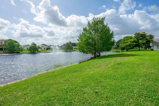 5427 Crystal Anne Drive, West Palm Beach, FL 33417