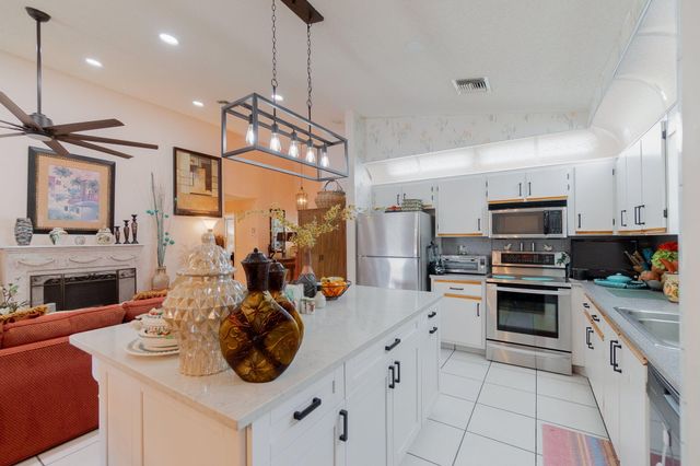 5427 Crystal Anne Drive, West Palm Beach, FL 33417