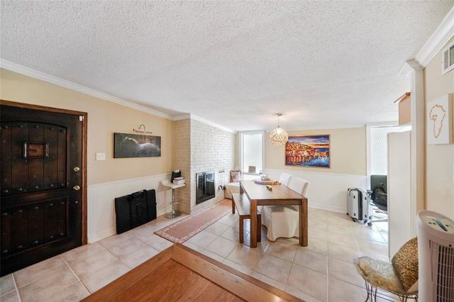 5238 Memorial Drive, Houston, TX 77007