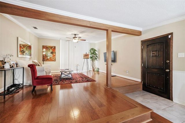 5238 Memorial Drive, Houston, TX 77007