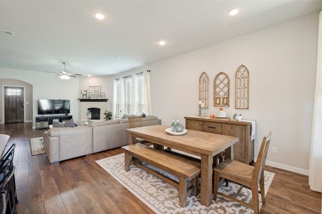 917 Meadows Drive, Argyle, TX 76226