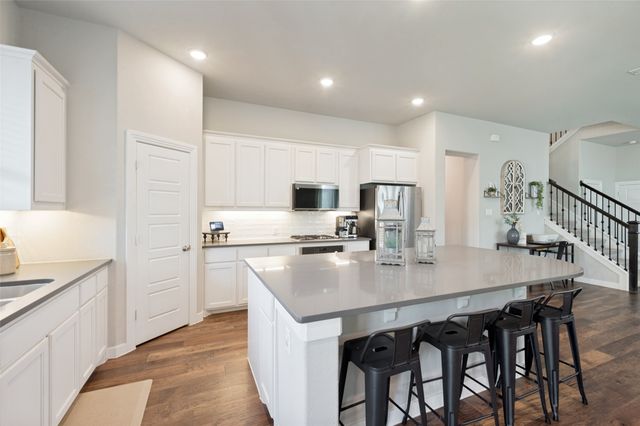 917 Meadows Drive, Argyle, TX 76226