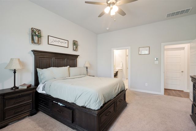 917 Meadows Drive, Argyle, TX 76226