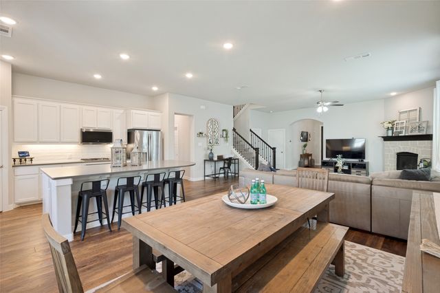 917 Meadows Drive, Argyle, TX 76226