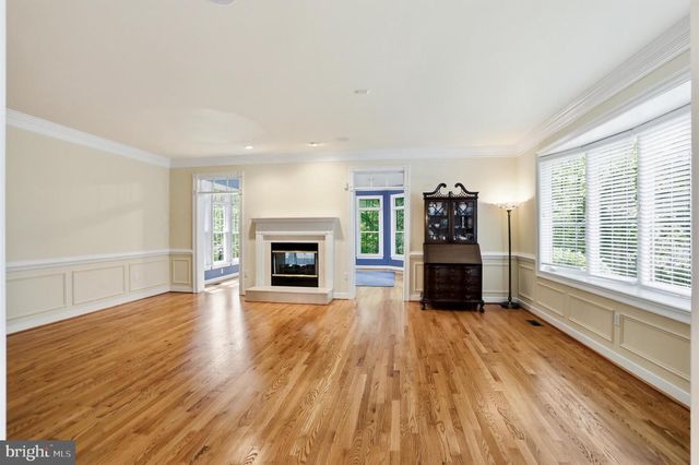3703 WAPLES CREST CT, Oakton, VA 22124