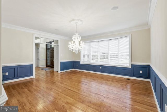 3703 WAPLES CREST CT, Oakton, VA 22124
