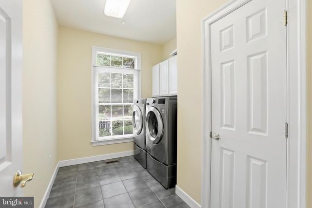 3703 WAPLES CREST CT, Oakton, VA 22124