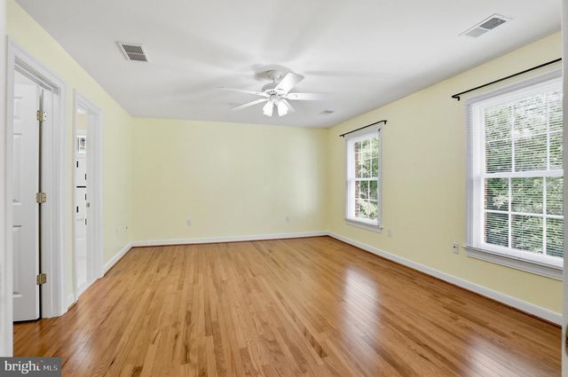 3703 WAPLES CREST CT, Oakton, VA 22124