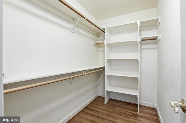 3703 WAPLES CREST CT, Oakton, VA 22124