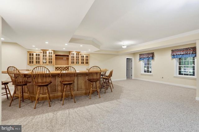 3703 WAPLES CREST CT, Oakton, VA 22124