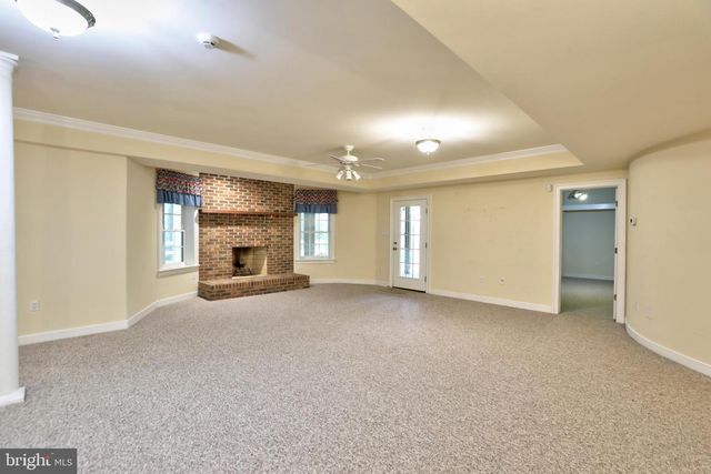 3703 WAPLES CREST CT, Oakton, VA 22124