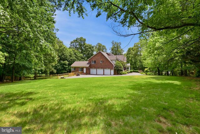 3703 WAPLES CREST CT, Oakton, VA 22124
