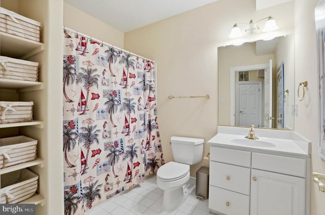 3703 WAPLES CREST CT, Oakton, VA 22124