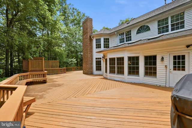 3703 WAPLES CREST CT, Oakton, VA 22124