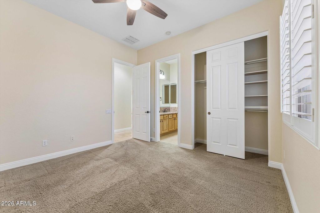 Image 28 of property listing at 25612 N 55TH Drive, Phoenix, AZ 85083