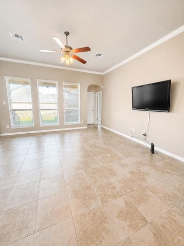 187 Chering DR, Belton, TX 76513