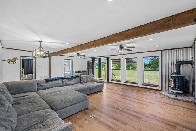 7456 State Highway 198, Canton, TX 75103