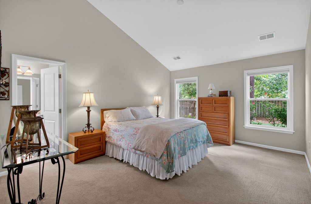Image 13 of property listing at 225 Alpine Road, Summerville, SC 29485