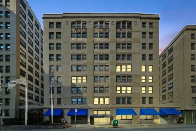 680 S Federal Street 807, Chicago, IL 60605