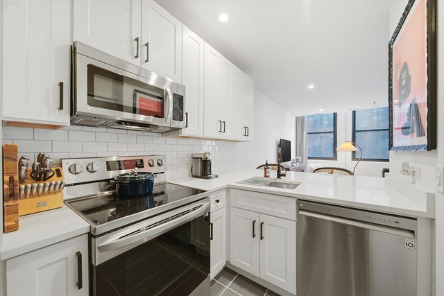 680 S Federal Street 807, Chicago, IL 60605